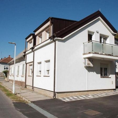 Apartments Oaza Daruvar Exterior photo