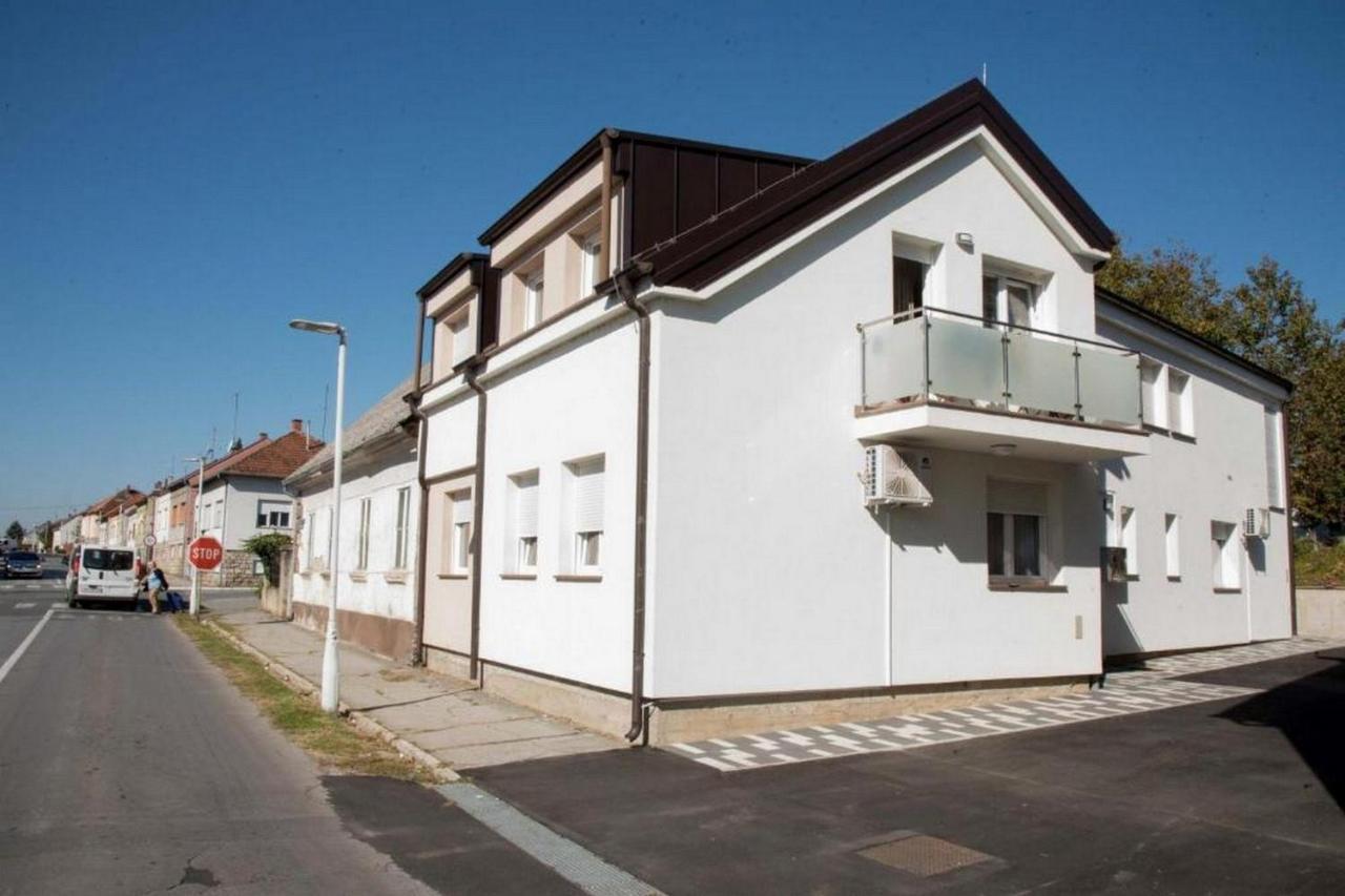 Apartments Oaza Daruvar Exterior photo